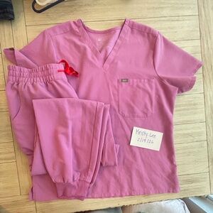 FIgs scrub set , pink